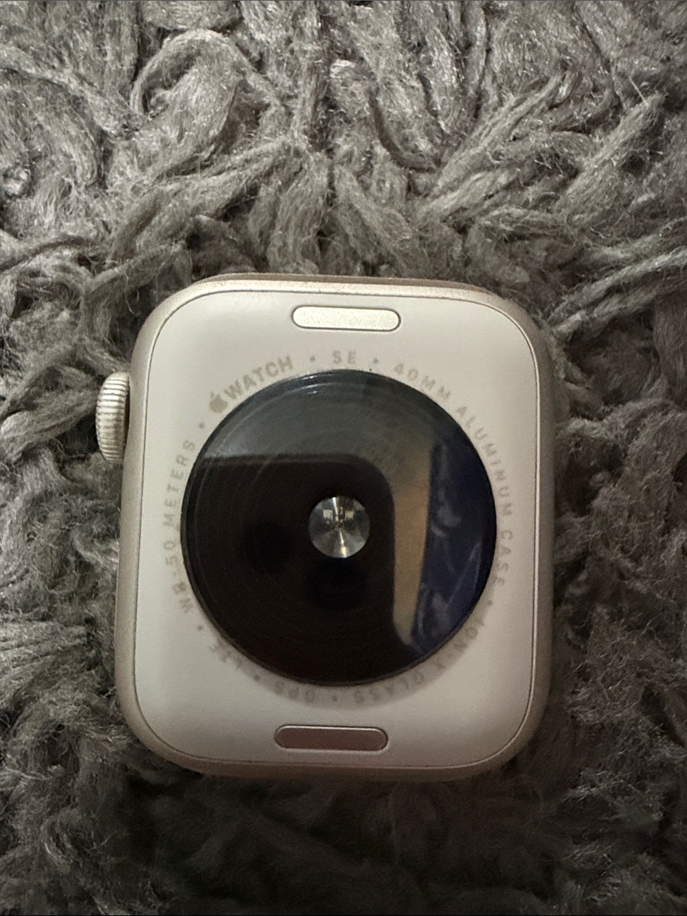 Make an Offer! Smartwatch in Silver - Apple Watch SE 40MM (just the watch)